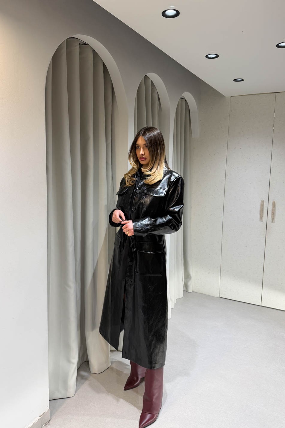 Καμπαρντίνα Δερματίνη Μαύρη