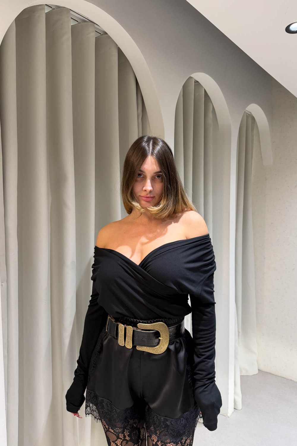 Μπλούζα Off-Shoulder