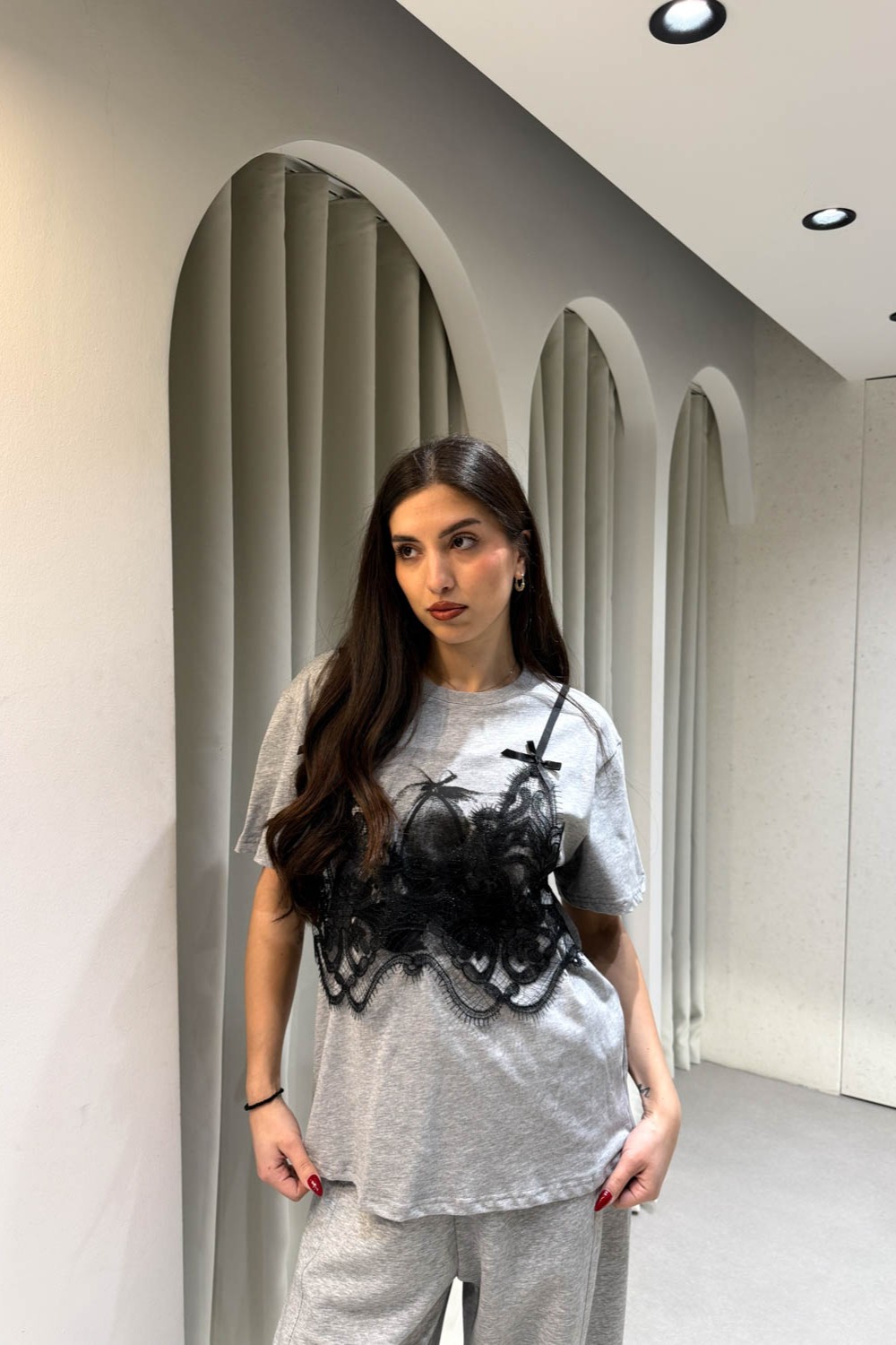 T-shirt με Δαντέλα