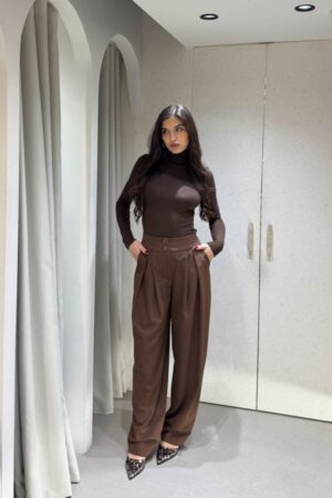 Παντελόνι Καφέ με Πιέτα