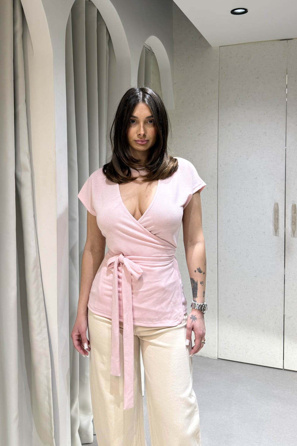 Μπλούζα Κοντομάνικη με Δέσιμο